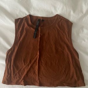 Lululemon Burt sienna colored crop tank. Size M. Only worn twice.